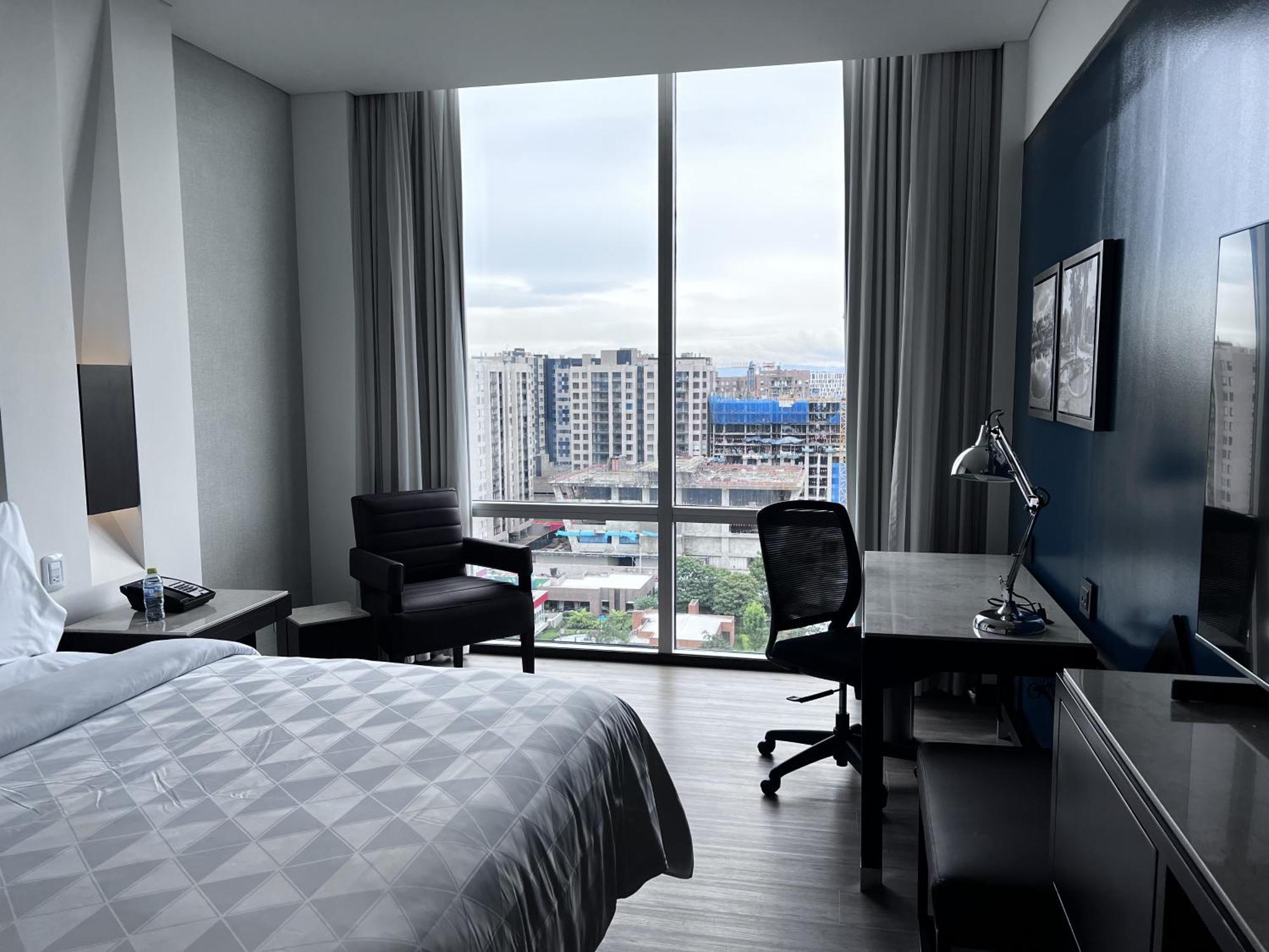 Holiday Inn Bogota Airport By Ihg Exterior foto