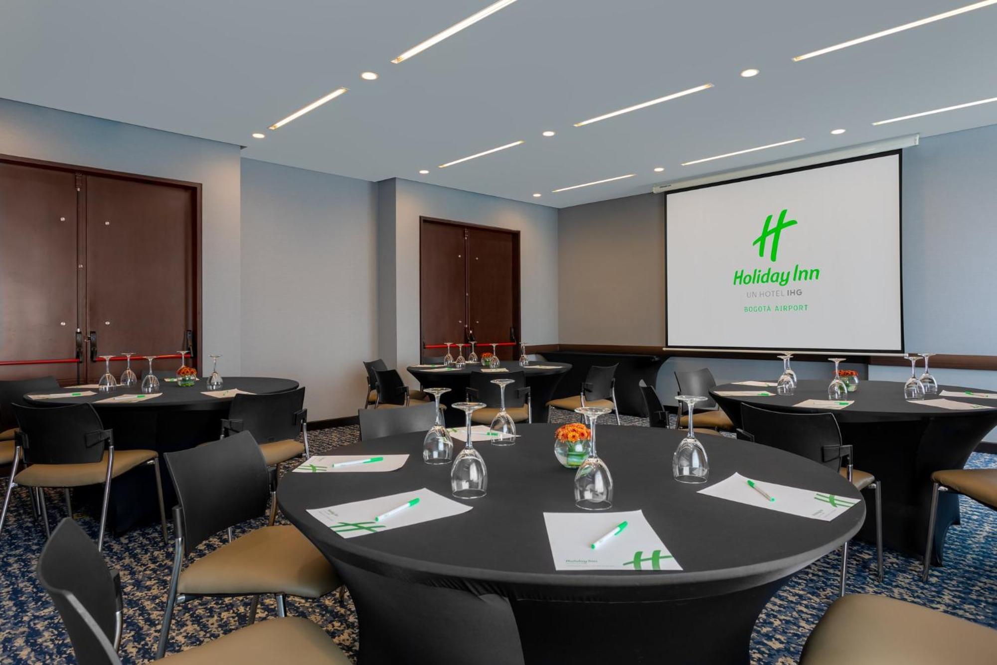 Holiday Inn Bogota Airport By Ihg Exterior foto