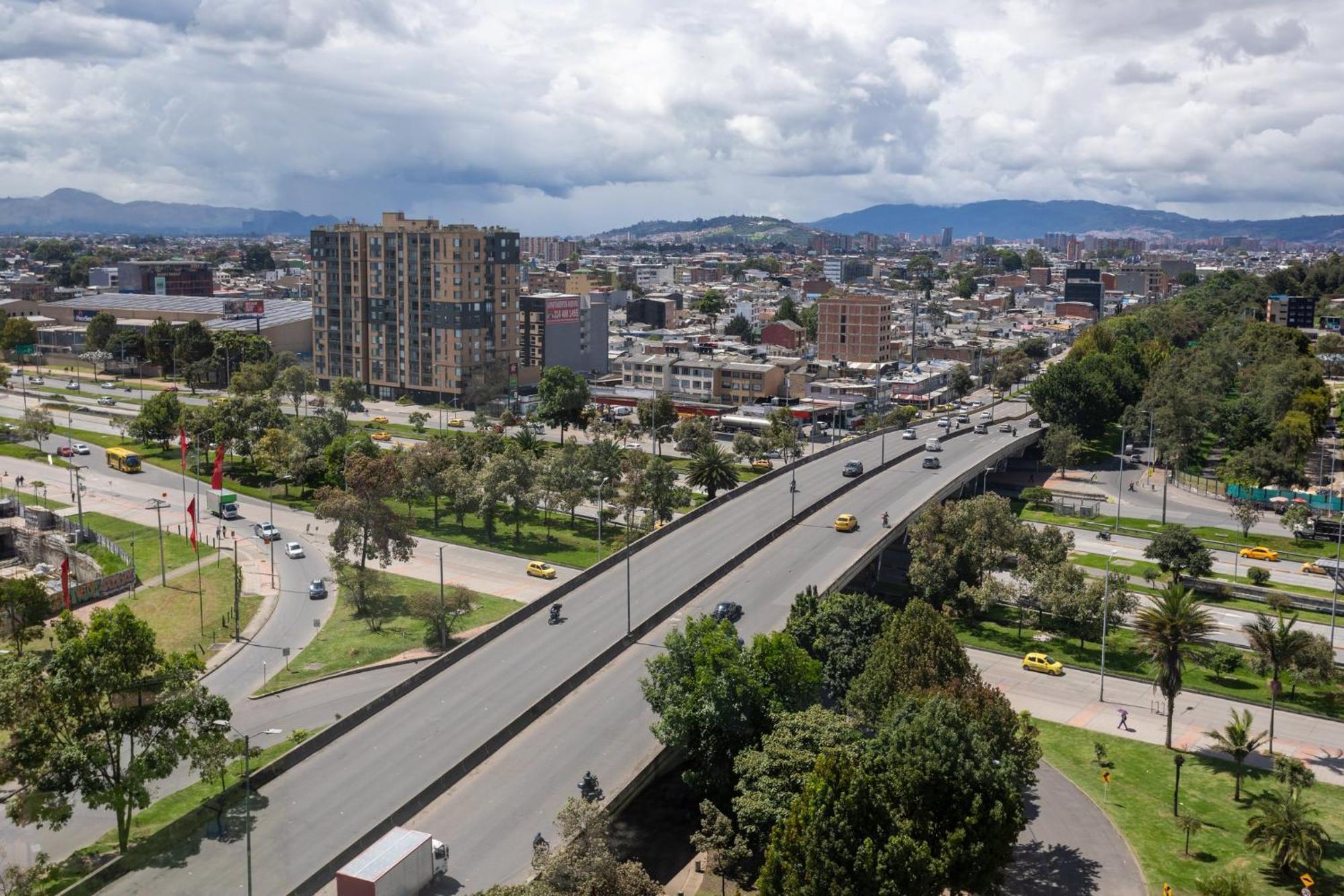 Holiday Inn Bogota Airport Exterior foto